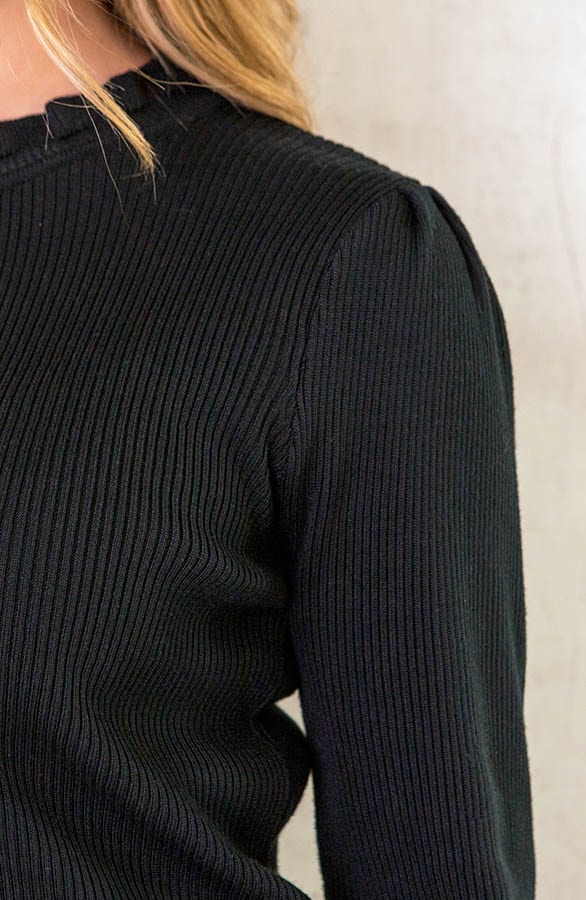 Ruffle Knopen Longsleeve Zwart – shoparchief, foto 6