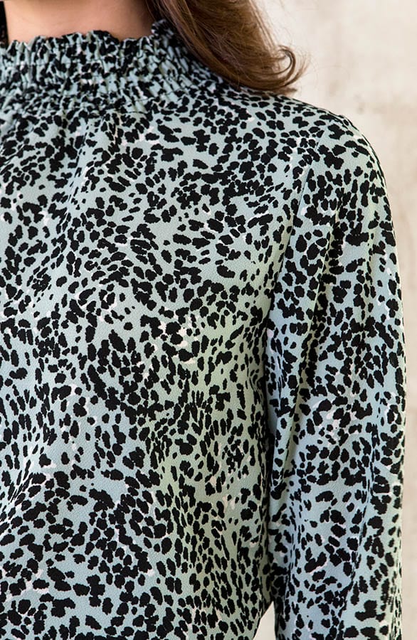 Col Blouse Cheetah Mint – shoparchief, foto 6