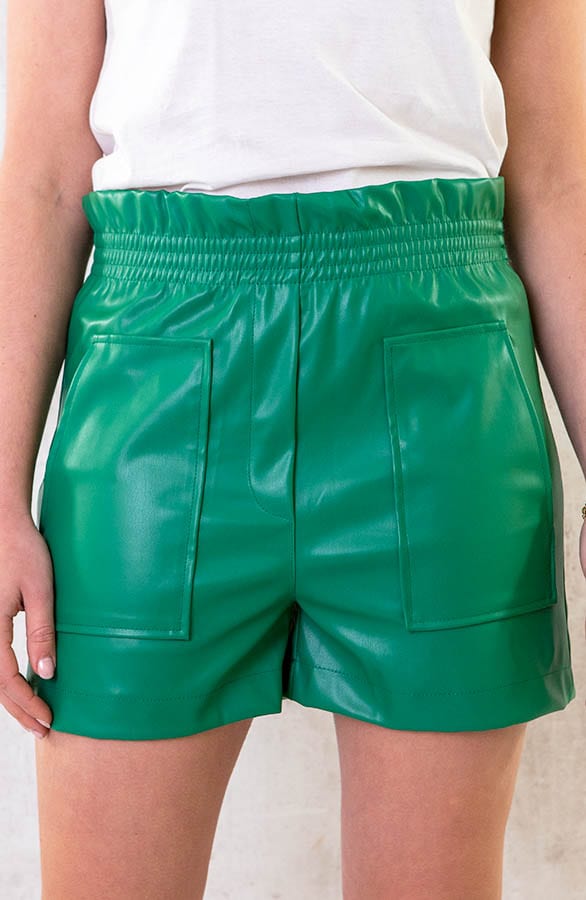 Leather Shorts Bright Green – shoparchief, foto 2
