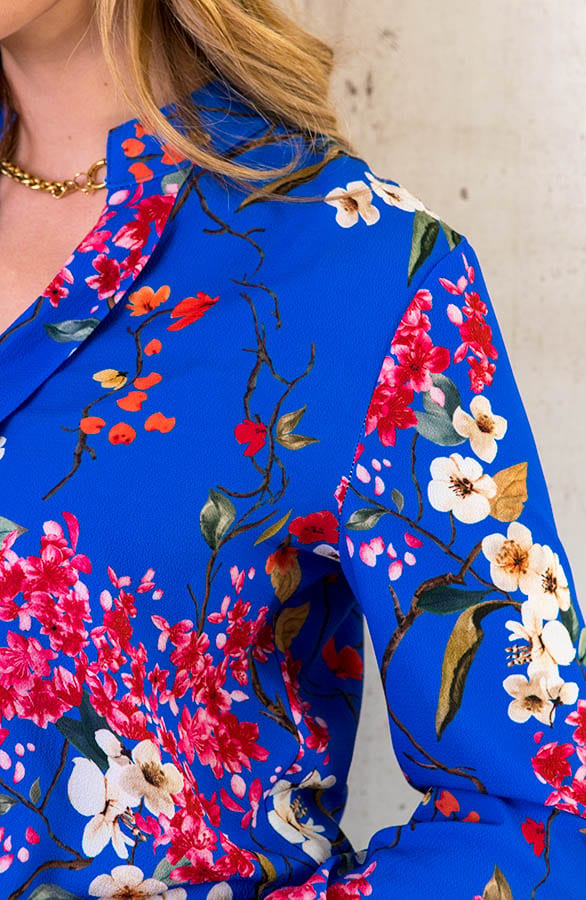 V-hals Bloemen Blouse Kobalt – shoparchief, foto 5