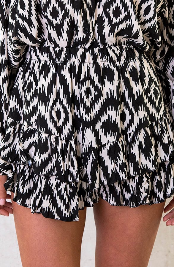 Laagjes Skort Print Zwart Wit – shoparchief, foto 1