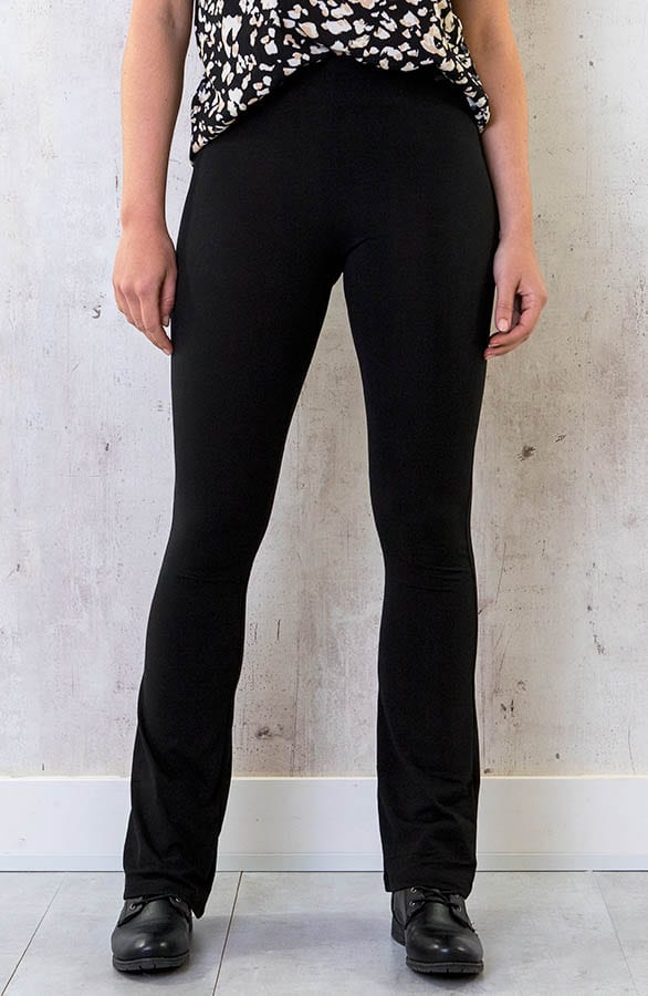 Flared Broek Uni Zwart – shoparchief, foto 1