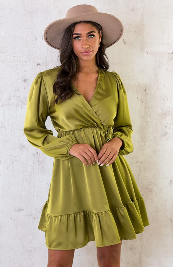 Flawless Ruffle Jurk Olive – shoparchief, foto 2