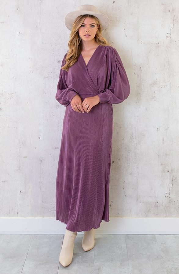 Maxi Plisse Dress Aubergine – shoparchief, foto 1