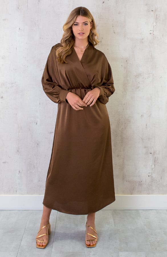 Maxi Satijnen Jurk Camel – shoparchief, foto 3
