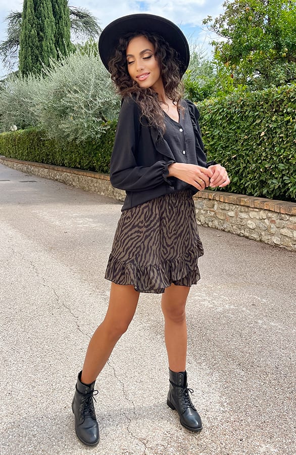 Ruffle V-hals Blouse Zwart – shoparchief, foto 8