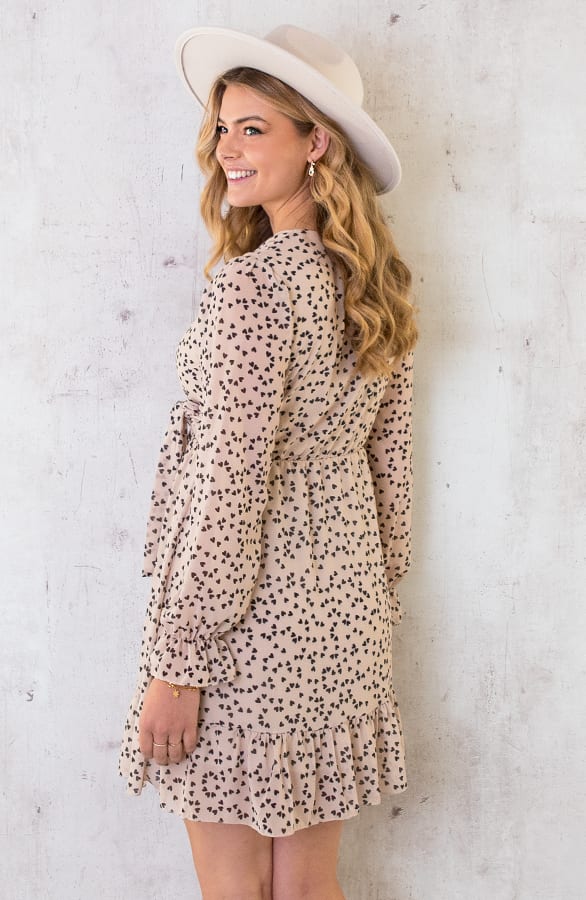 V-hals Strik Jurk Hartjes Beige – shoparchief, foto 5