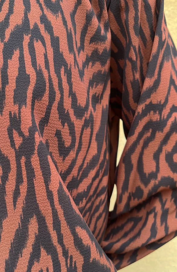 V-hals Strik Jurk Zebra Cognac – shoparchief, foto 9