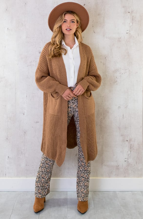Gebreid Vest Met Zakken Camel – shoparchief, foto 1