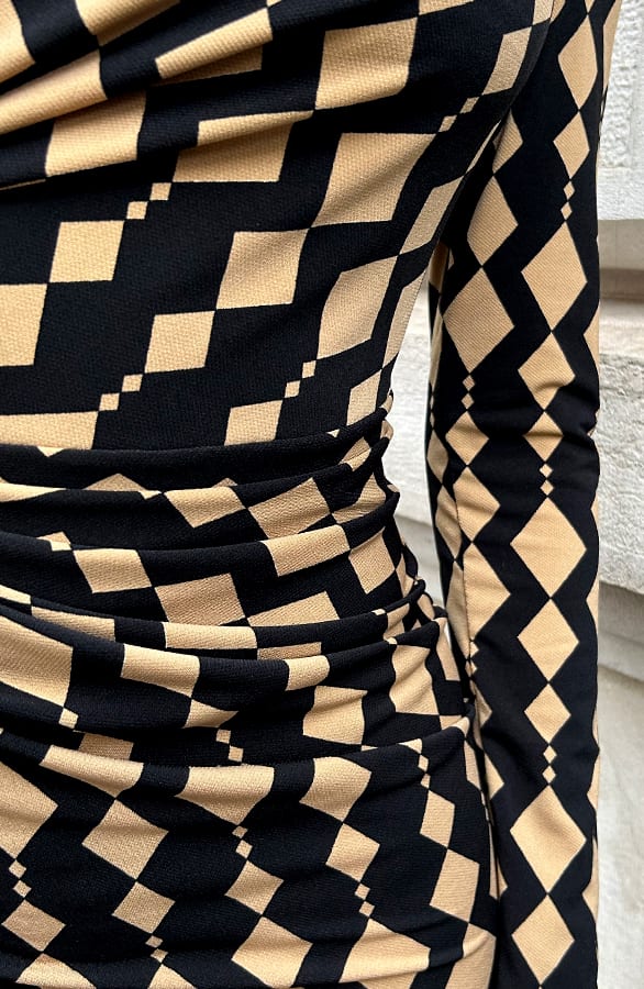 Aansluitende Jurk Overslag Gedrapeerd Print – shoparchief, foto 6