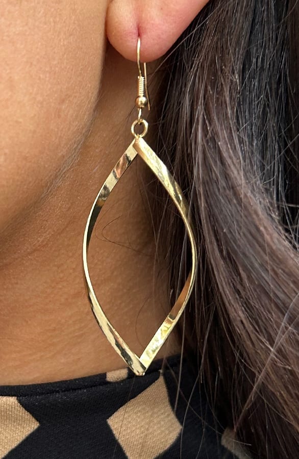 Open Twisted Oorbellen Goud – shoparchief, foto 2