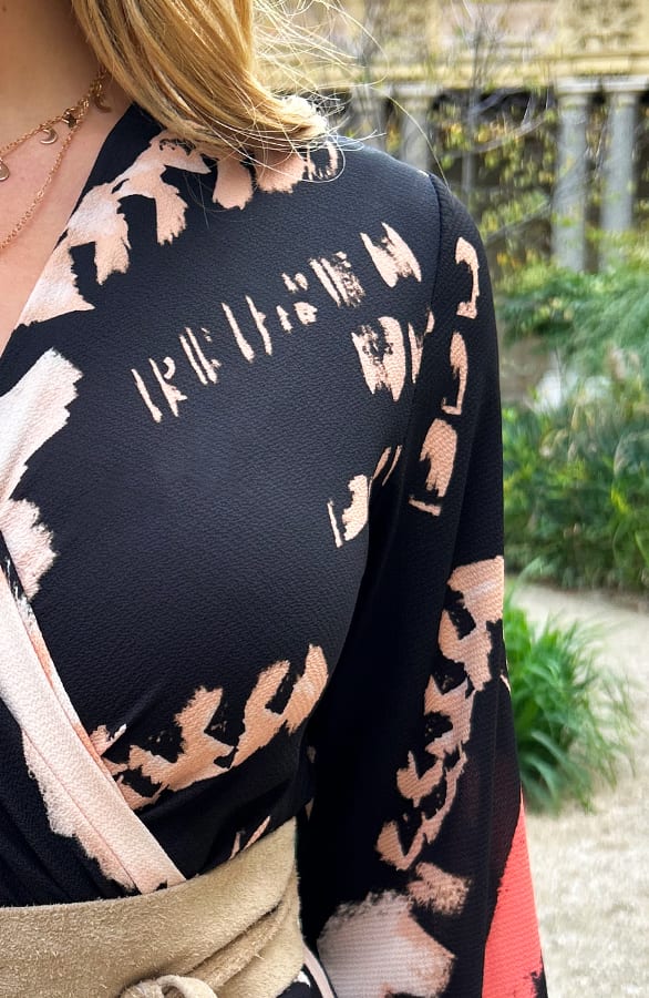 Overslag Print Jurk Zwart Beige – shoparchief, foto 8