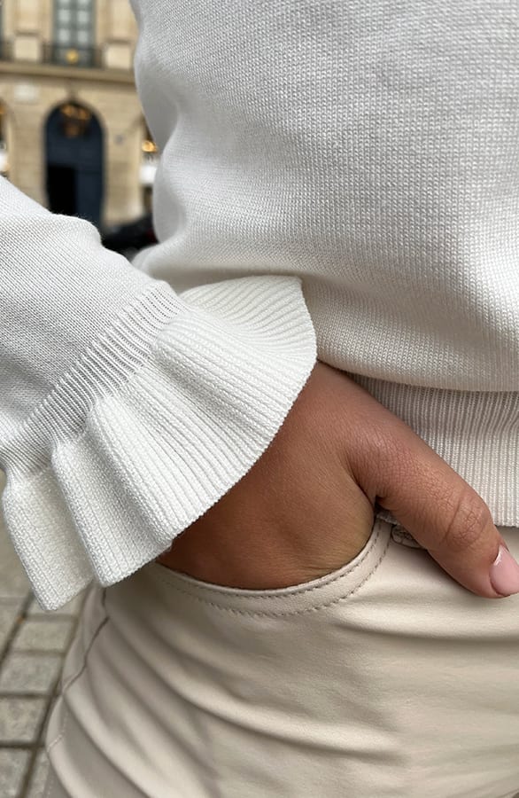 V-hals Ruffle Trui Ecru – shoparchief, foto 8
