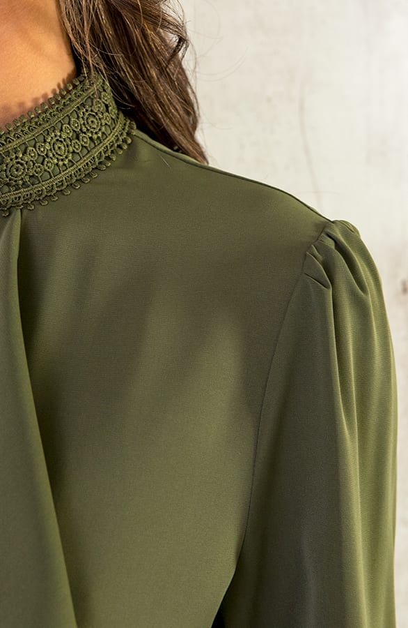 Silky Ruffle Kraag Blouse Army – shoparchief, foto 6