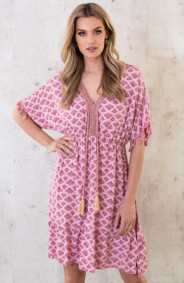 Oversized Jurk Gouden Detail Print Dust Roze – shoparchief, foto 3