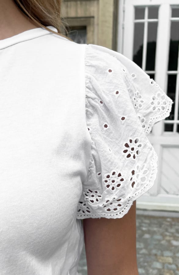 Ruffle Embroidery Top Ecru – tops, foto 13