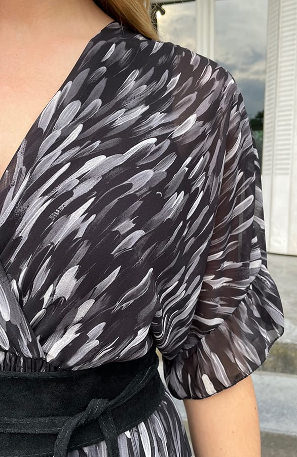 Ruffle Laagjes Jurk Print Zwart – shoparchief, foto 9