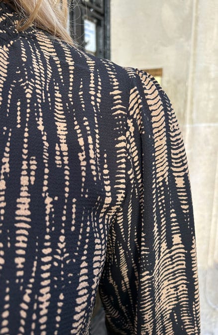 Col Blouse Print Deluxe Cognac – shoparchief, foto 6