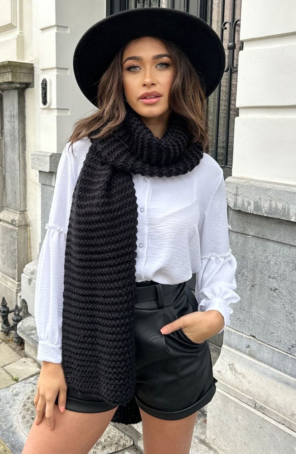 Knitted Sjaal Ultra Zwart – shoparchief, foto 2