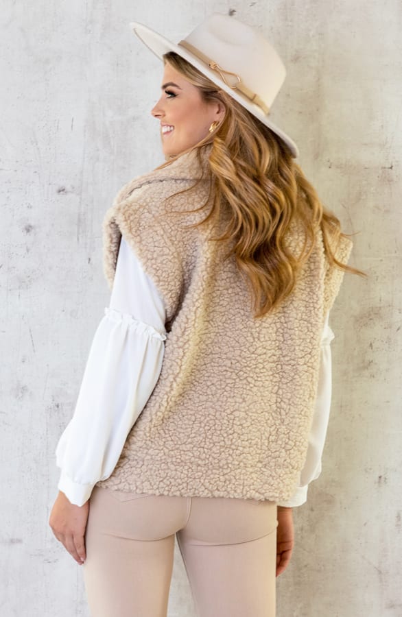 Teddy Gilet Oversized Beige – shoparchief, foto 4