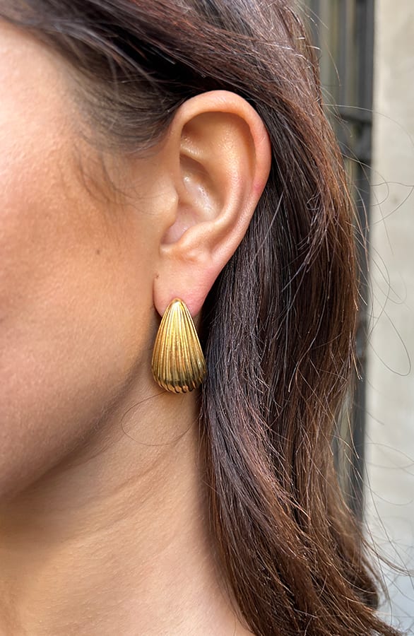 Teardrop Oorbellen Detailed Goud – shoparchief, foto 3