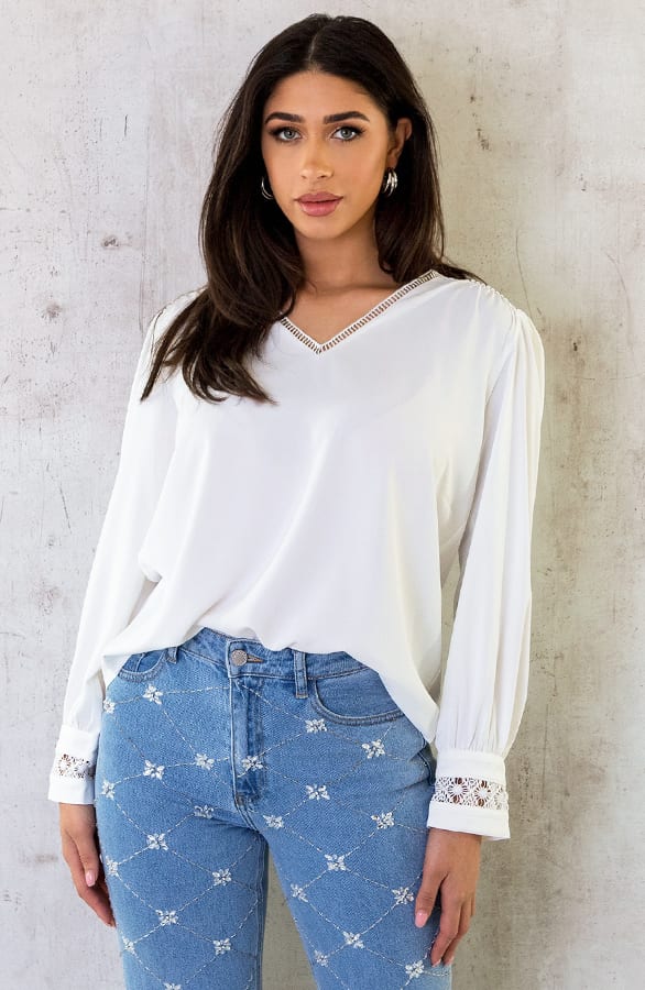 V-Ausschnitt Bluse mit Spitzenrücken Ecru, Shoparchiv, Foto 6