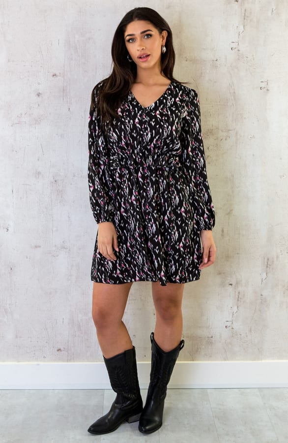 Waist Ruffle Dress Zwart Roze – shoparchief, foto 3