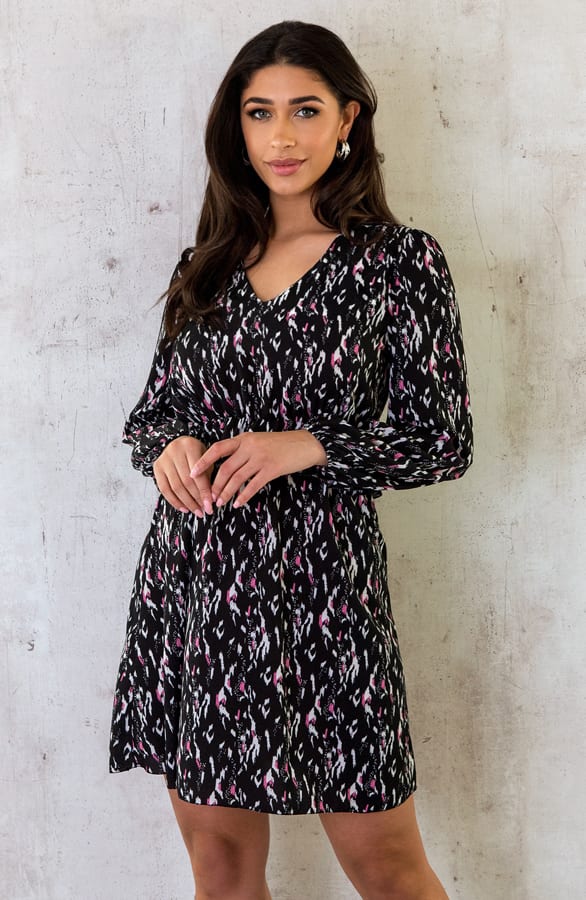 Waist Ruffle Dress Zwart Roze – shoparchief, foto 1