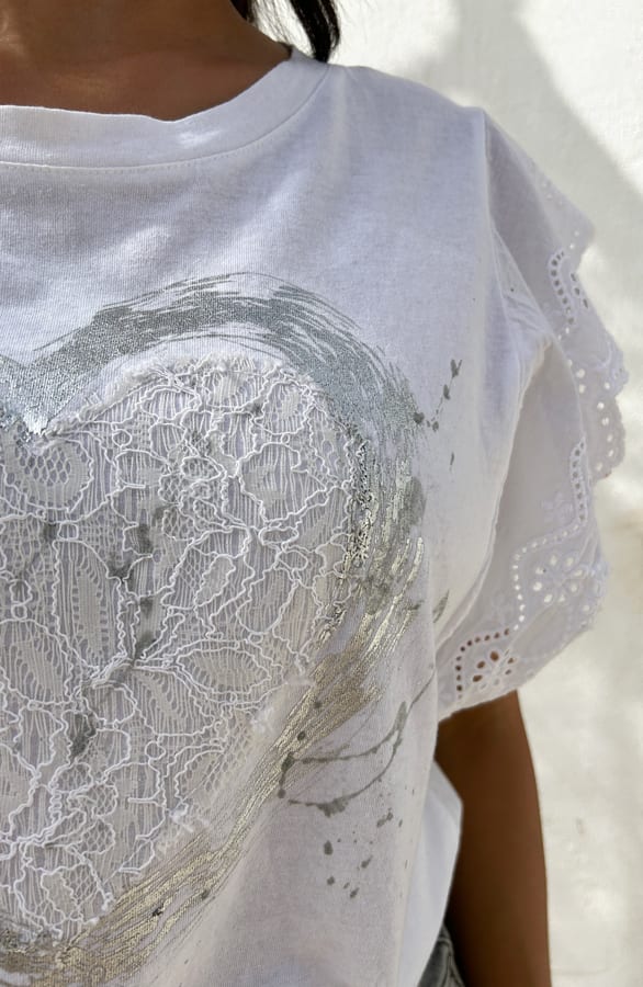 Ruffle T-Shirt Met Hart Ecru – shoparchief, foto 4