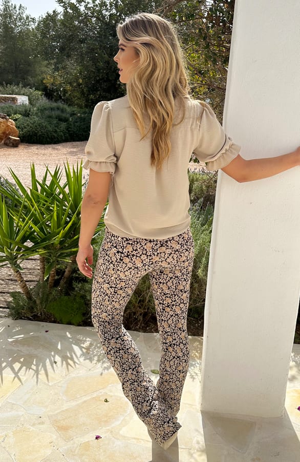 Ruffle Top Met Pofmouwen Beige – tops, foto 9