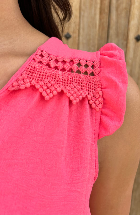 Ruffle V-Hals Top Sevilla Koraal – shoparchief, foto 8