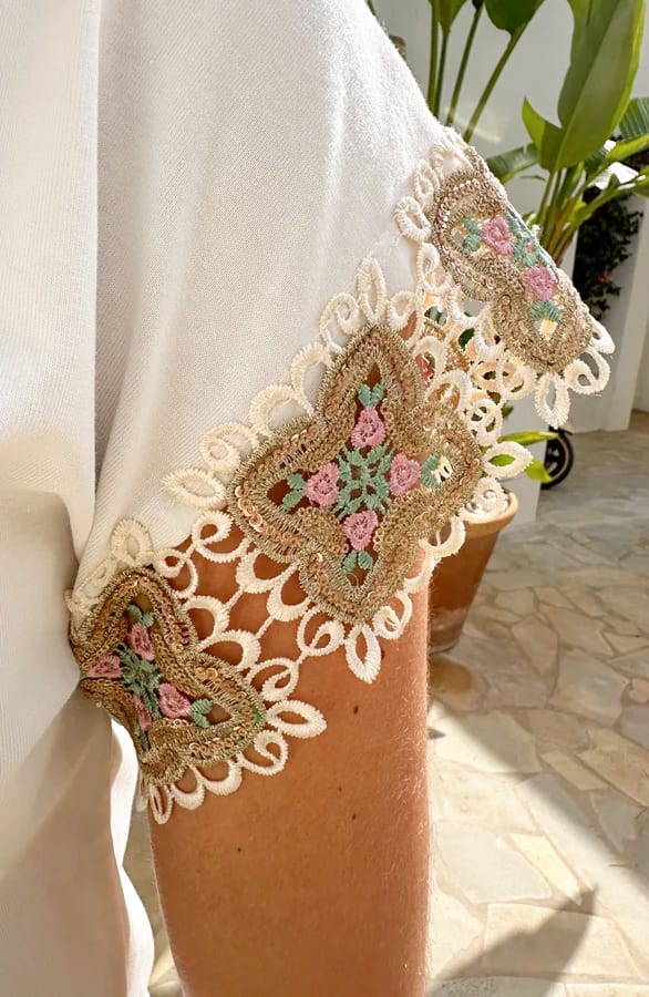 Boho Top Detailed Sleeve Roses – shoparchief, foto 6