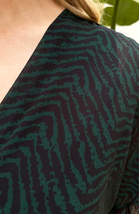 Ruffle Laagjes Jurk Exclusive Print Smaragd – shoparchief, foto 6