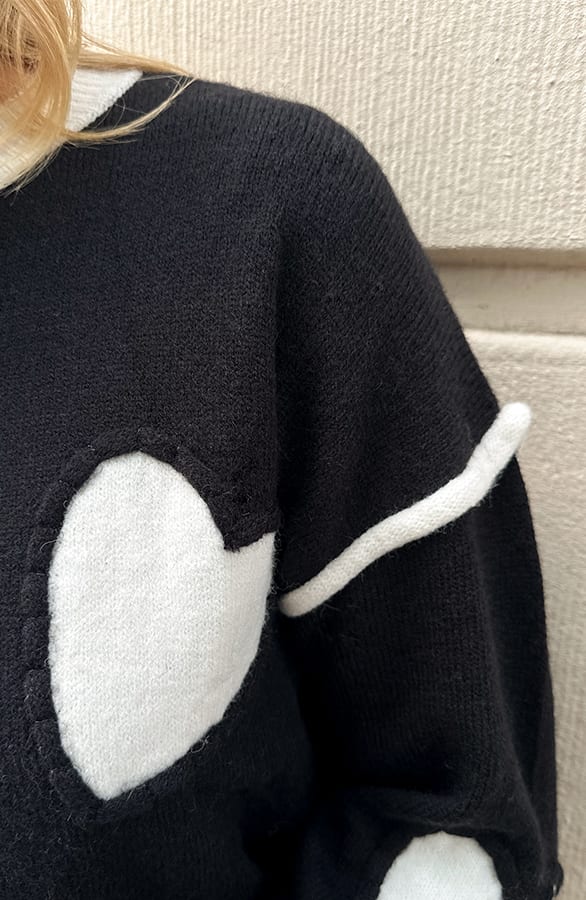 Detailed Heart Sweater Zwart – shoparchief, foto 8