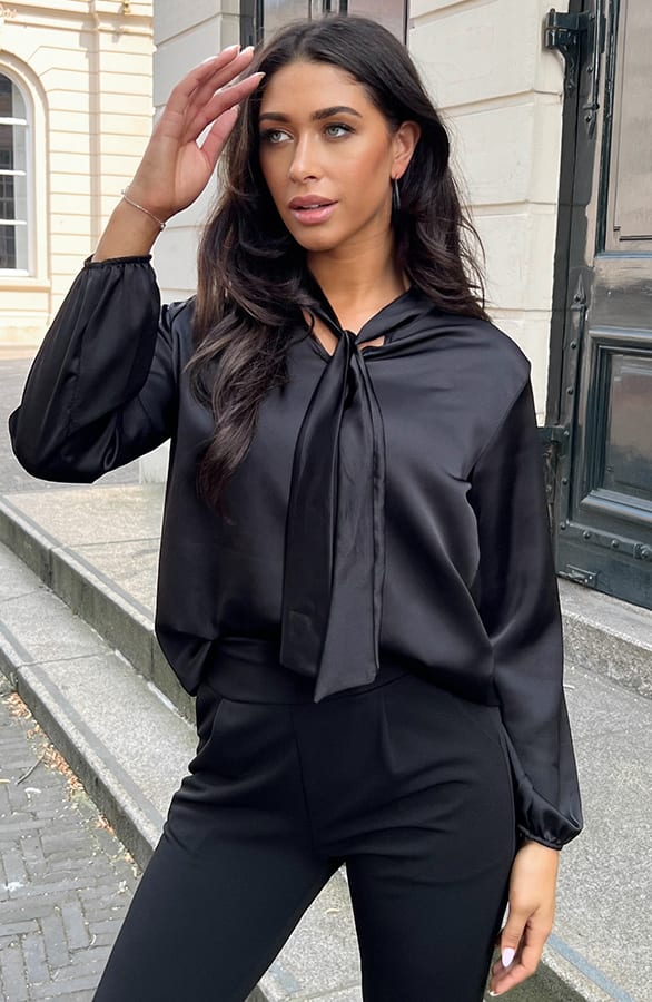 Satijnen Strik Blouse Zwart 2.0 – shoparchief, foto 10