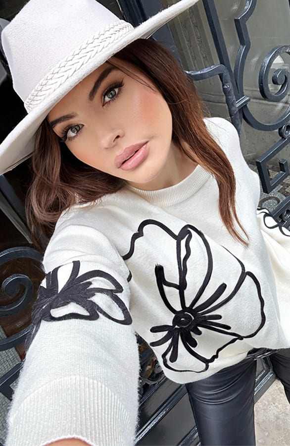 Flower Embroidery Sweater Ecru – shoparchief, foto 2