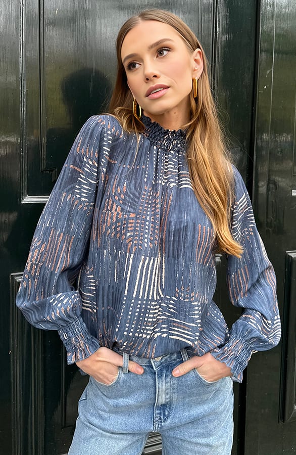 Col Blouse Limited Print Jeans Blue – shoparchief, foto 1