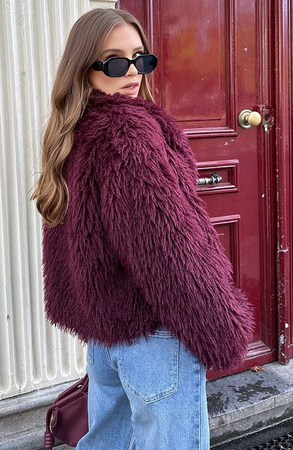 Faux Fur Jas Burgundy – shoparchief, foto 1