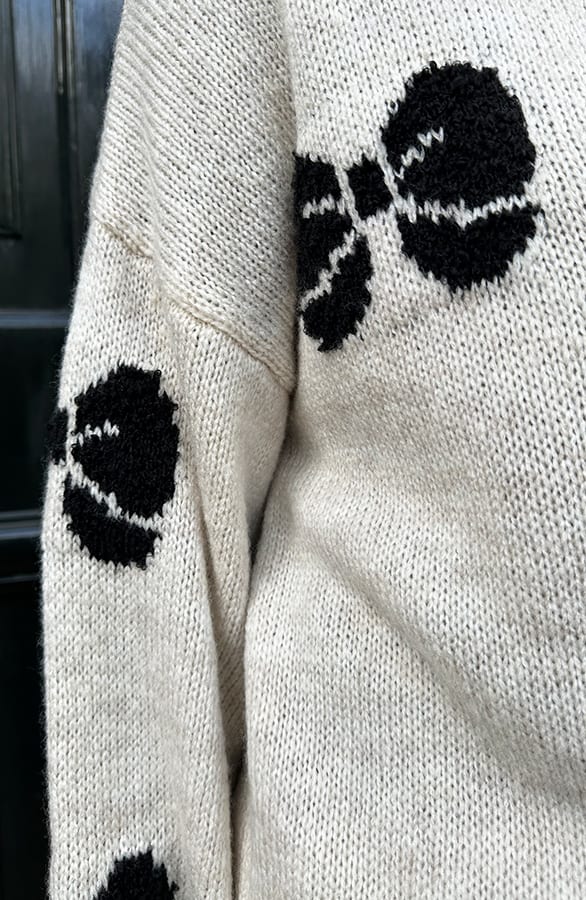 Round Neck Bow Sweater Light Beige – shoparchief, foto 4