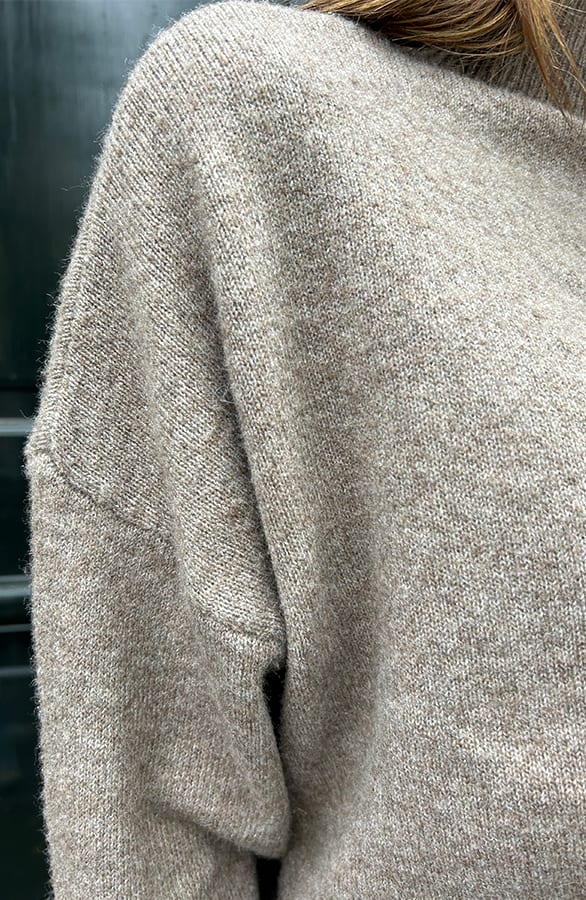 Ultra Soft Oversized Coltrui Met Split Taupe – shoparchief, foto 5