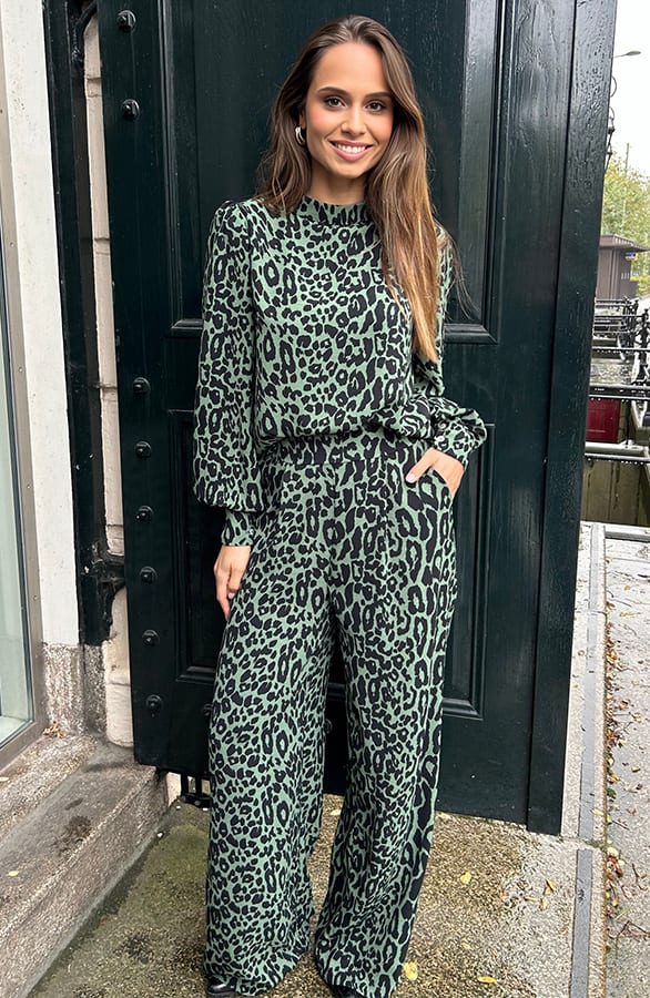 Mila Blouse Long Sleeve Leopard Army – shoparchief, foto 4