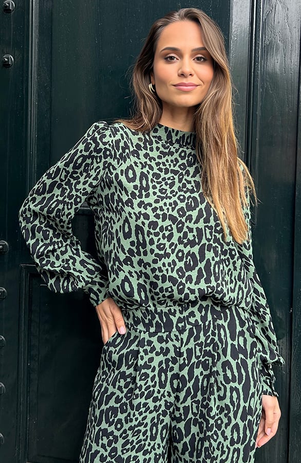 Mila Blouse Long Sleeve Leopard Army – shoparchief, foto 6