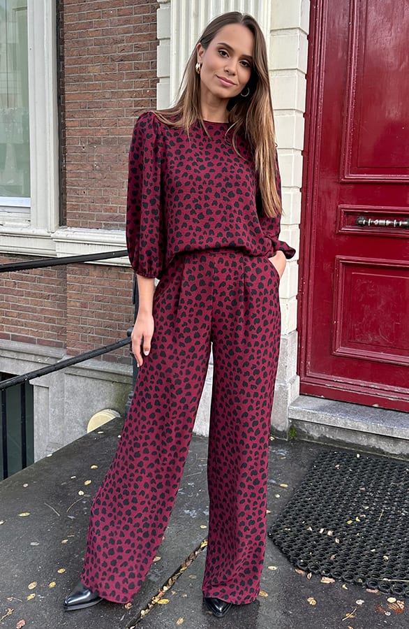Mila Pantalon Cheetah Burgundy Regular – shoparchief, foto 4