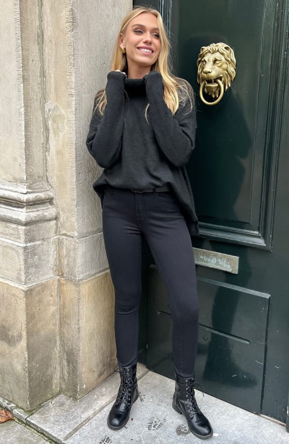 Ultra Soft Oversized Coltrui Met Split Zwart – shoparchief, foto 8