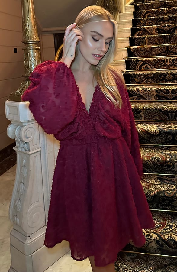 V-Ausschnitt Kleid mit weiten Ärmeln Bordeaux, Shoparchiv, Foto 8