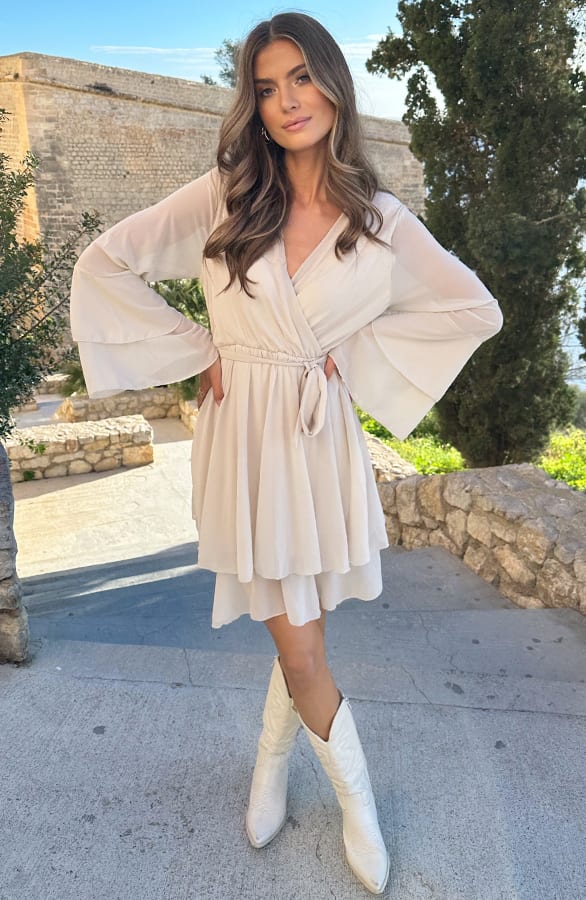 Chiffon Ruffle V-hals Jurk Beige – shoparchief, foto 1