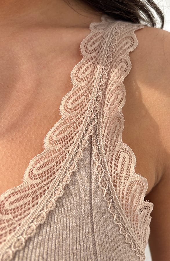 Kanten Detailed Top Taupe – shoparchief, foto 5