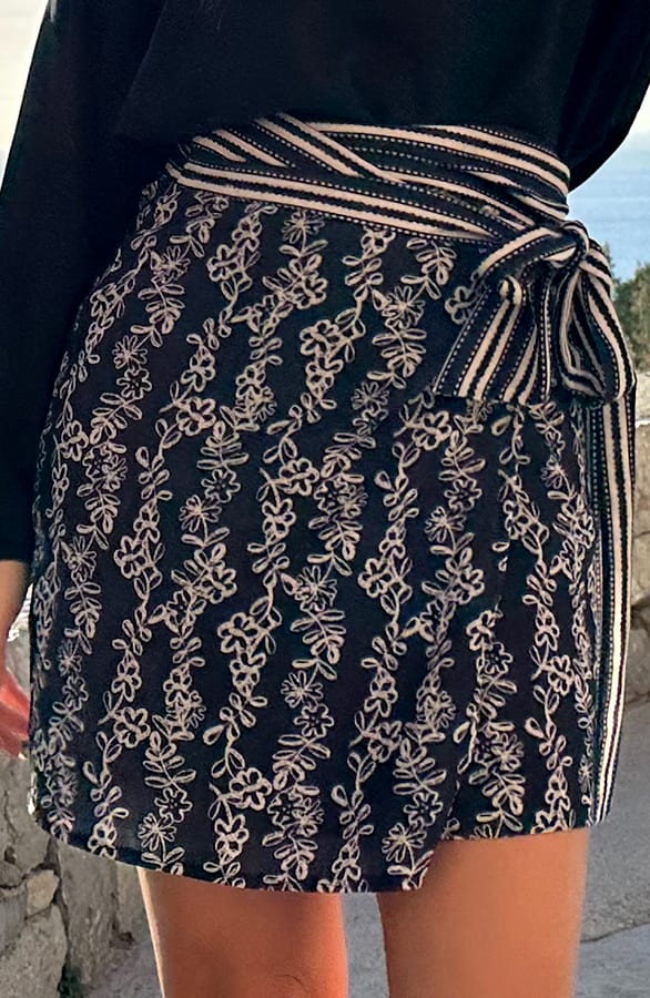 Wrap Skirt Lulu Zwart – shoparchief, foto 4