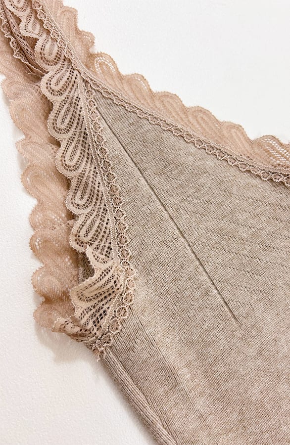 Kanten Detailed Top Taupe – shoparchief, foto 4