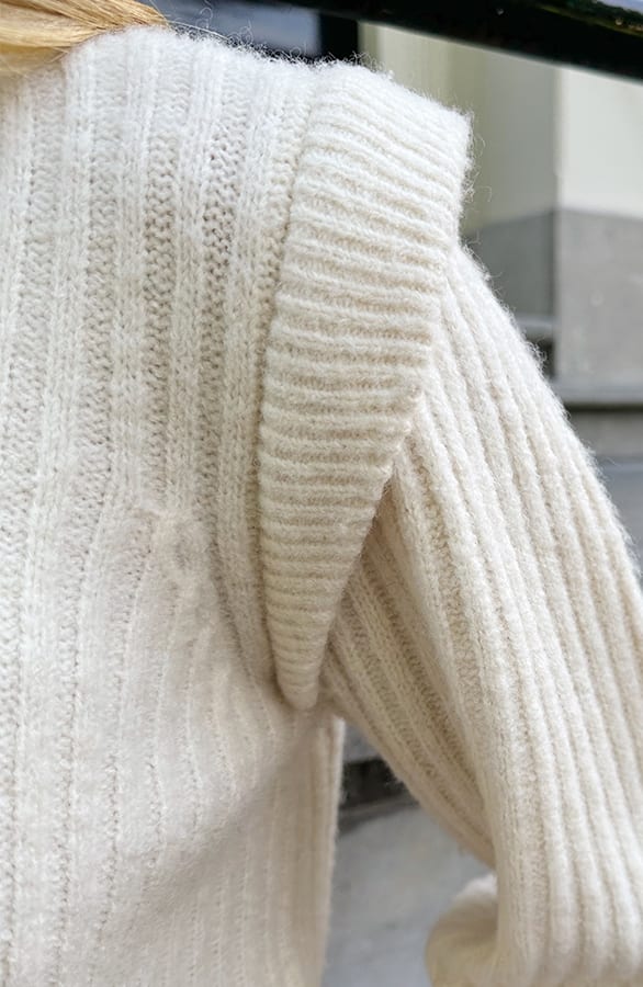 Knitted Shoulder Detail Trui Beige – truien, foto 7